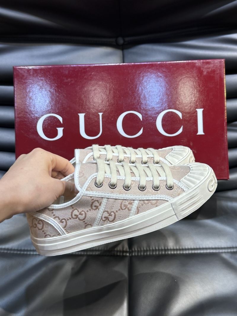 Gucci Low Shoes